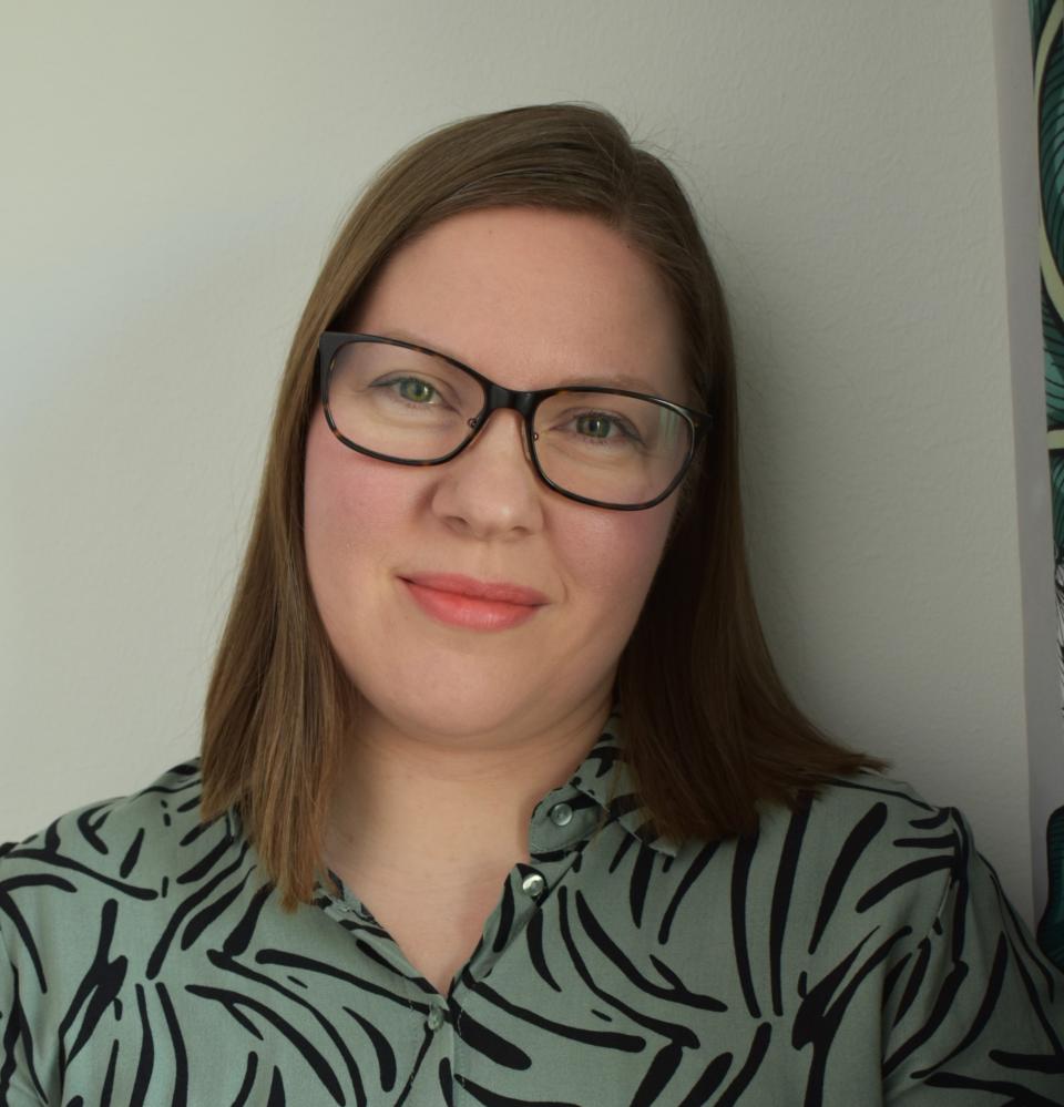 Tuija Takalan kasvokuva.